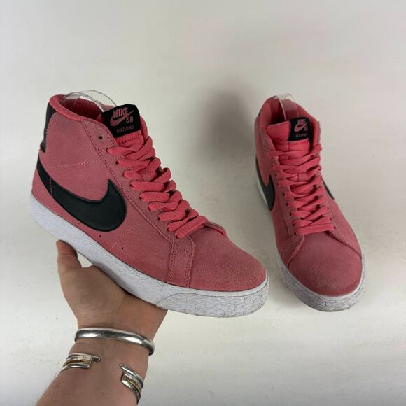 Nike SB Zoom Blazer Mid Sneakers Mens 7 Pink Suede Lace Up Mid Top Running Shoes - Picture 1 of 10